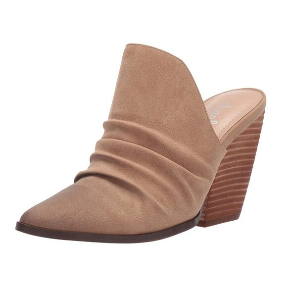 Charles by Charles David Nellie Slip on Mule Biscotti 6.5M - Picture 2 of 7